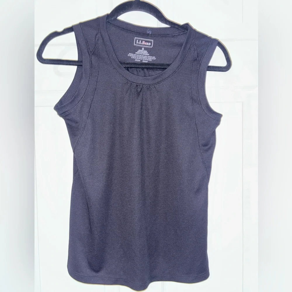 L.L. Bean Women's Black Tank Top - Picture 1 of 2